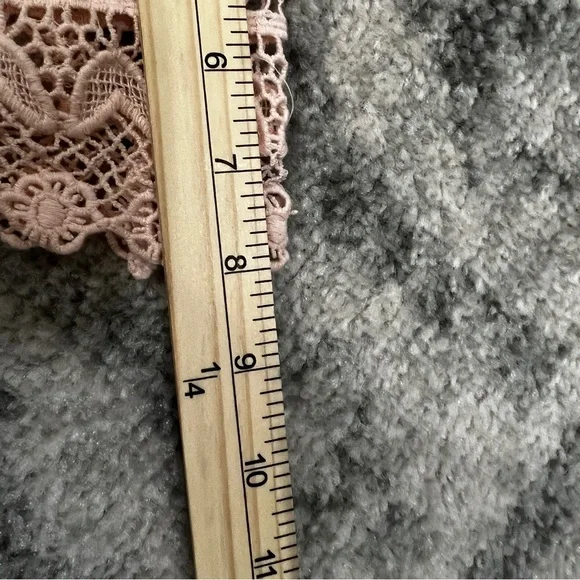 Light Pink Crochet Cropped Tube Top - Picture 4 of 8